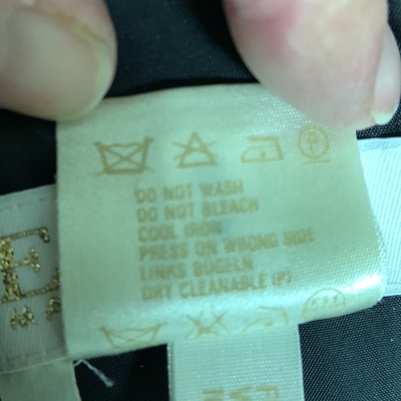 Escada 100% wool with lining made in Germany euro size 40 - Picture 8 of 13